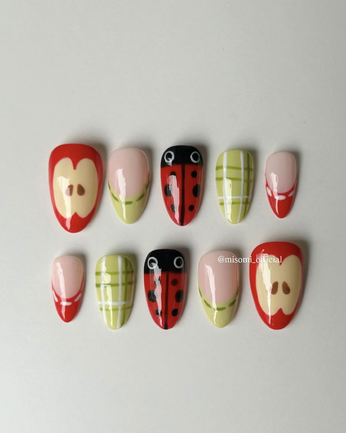 apples & lady