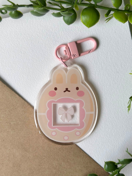 tamagotchi - bunny keychain
